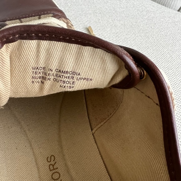 Michael Kors Monogram Sneaker, Size 8.5 - Picture 6 of 6